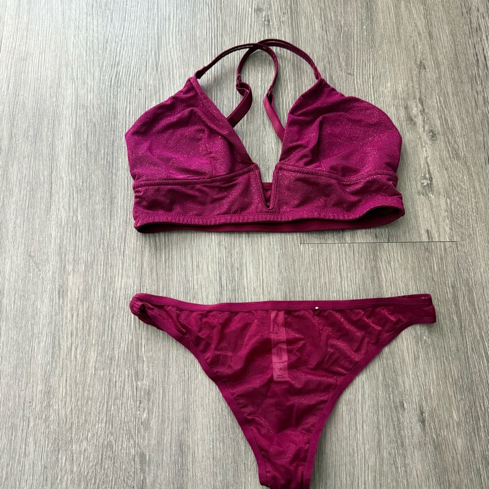 Auden Burgundy Intimate Set